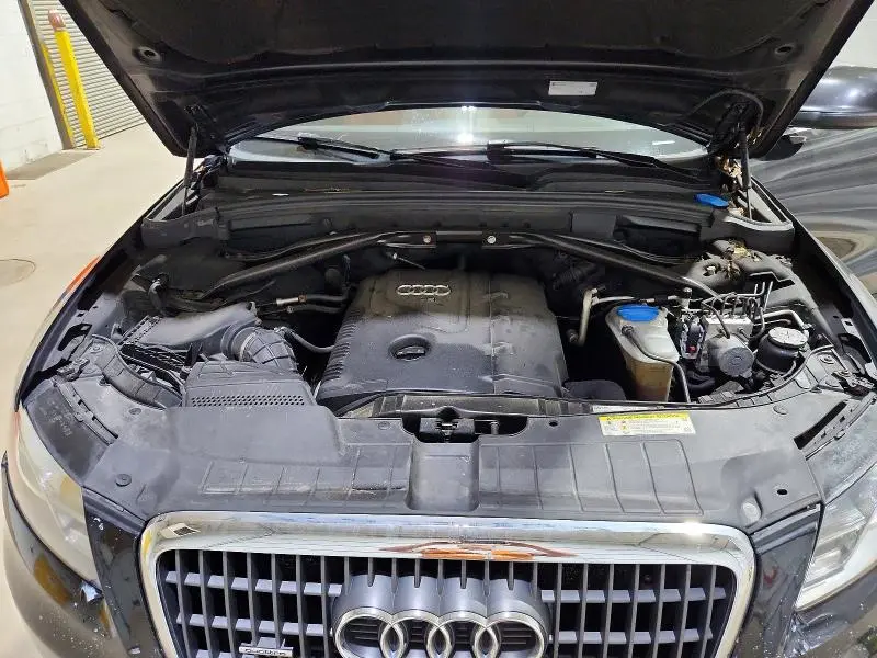 2012 AUDI Q5 PREMIUM PLUS  