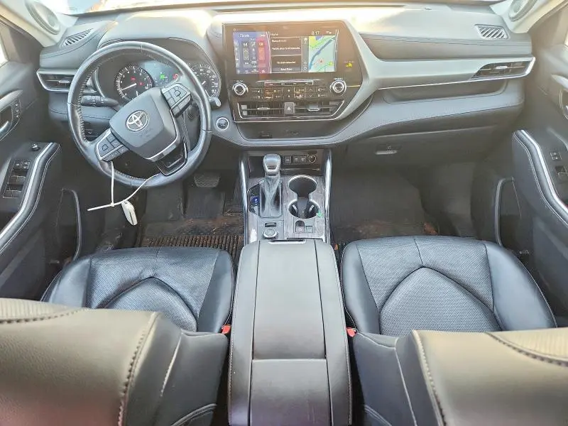 2021 TOYOTA HIGHLANDER LIMITED  