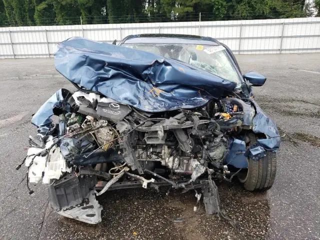 2017 MAZDA 3 TOURING  