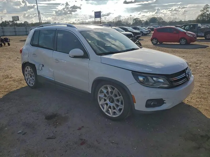 2012 VOLKSWAGEN TIGUAN S  