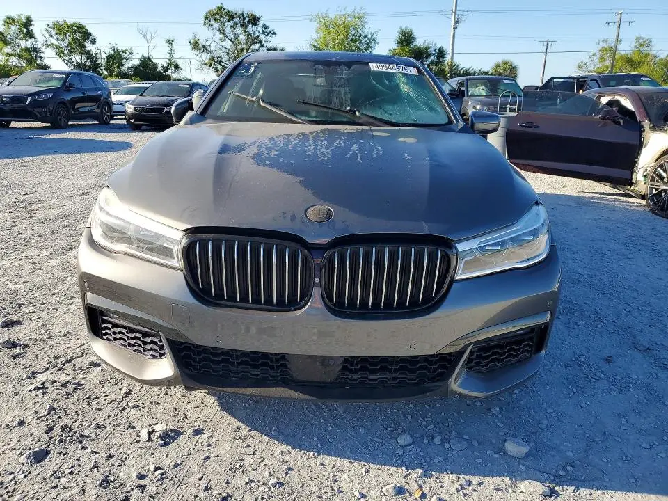 2017 BMW 750 XI  
