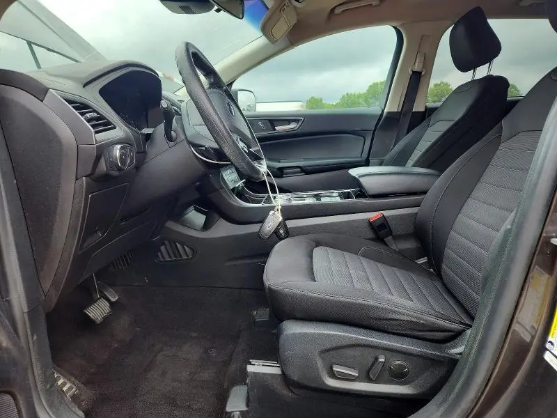 2020 FORD EDGE SE  