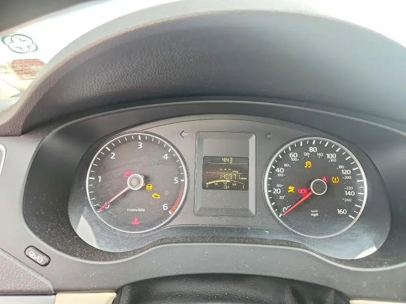 2013 VOLKSWAGEN JETTA TDI  