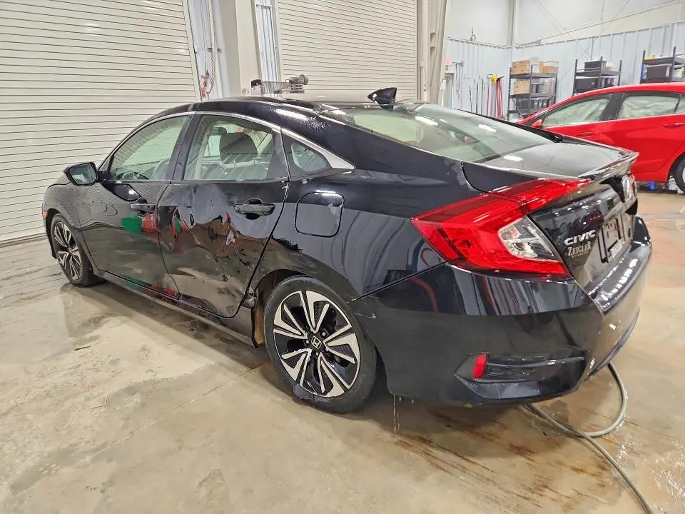 2018 HONDA CIVIC EX  