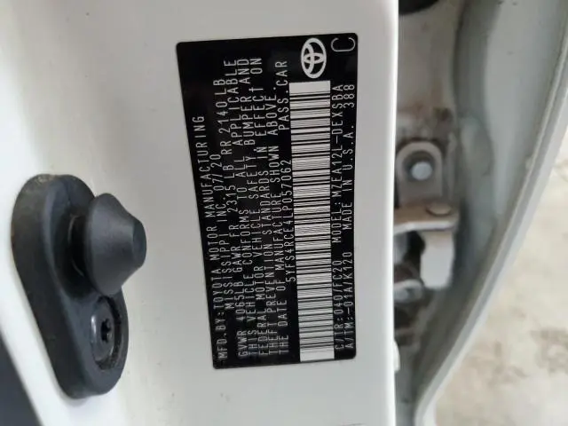 2020 TOYOTA COROLLA SE  