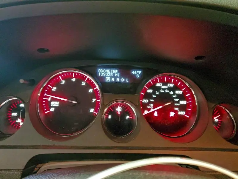 2011 GMC ACADIA SLT-2  