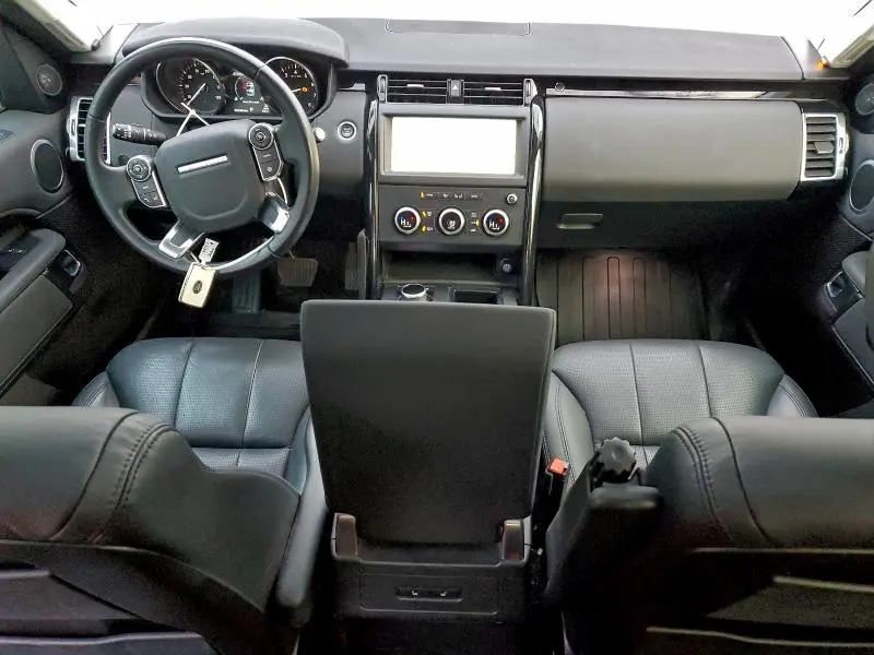 2018 LAND ROVER DISCOVERY SE  