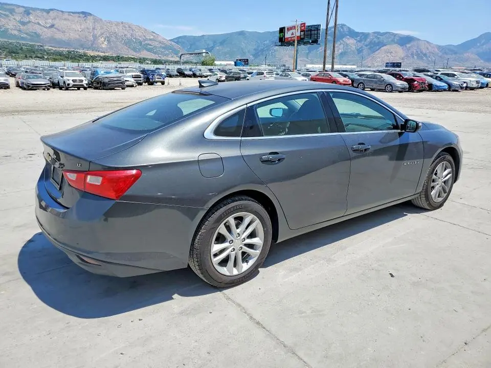 2017 CHEVROLET MALIBU LT  