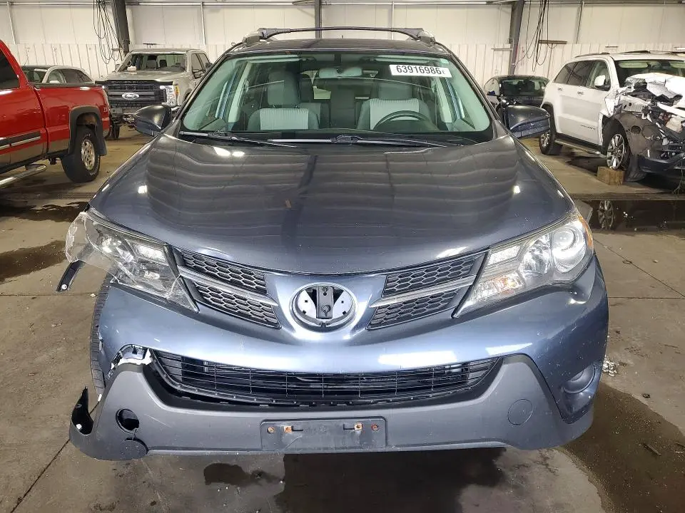 2013 TOYOTA RAV4 LE  