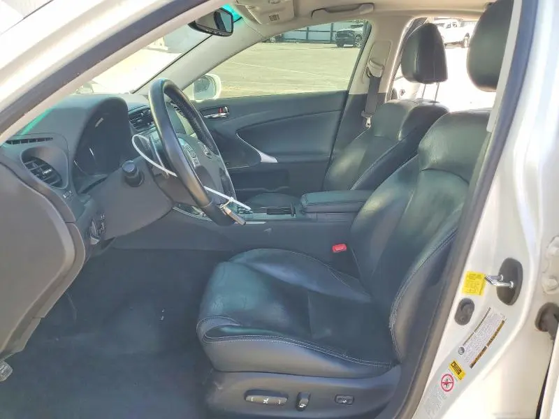 2011 LEXUS IS 250  