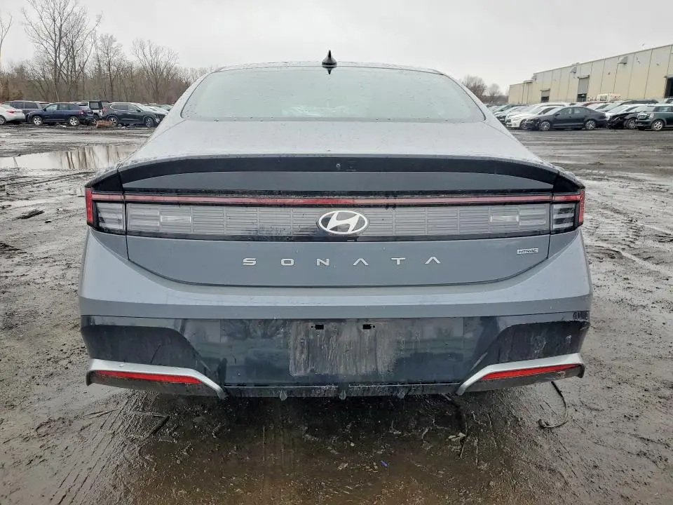 2024 HYUNDAI SONATA SEL  