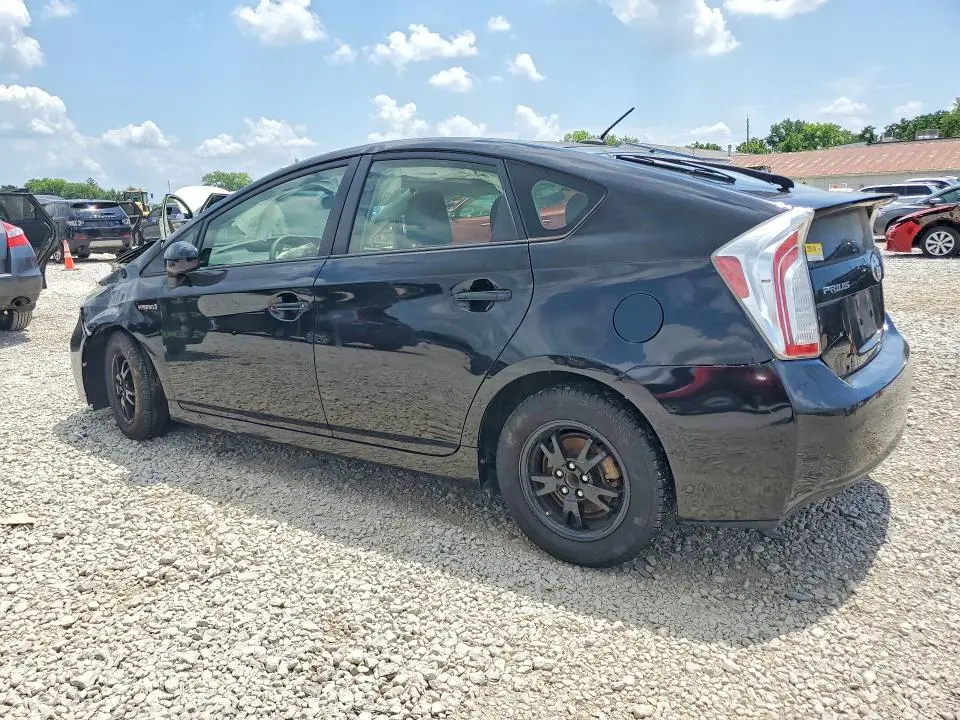 2015 TOYOTA PRIUS THREE  