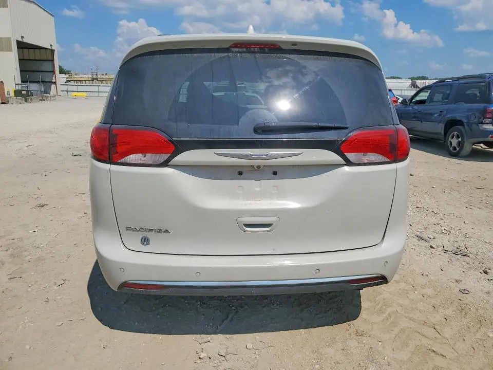 2017 CHRYSLER PACIFICA TOURING L  