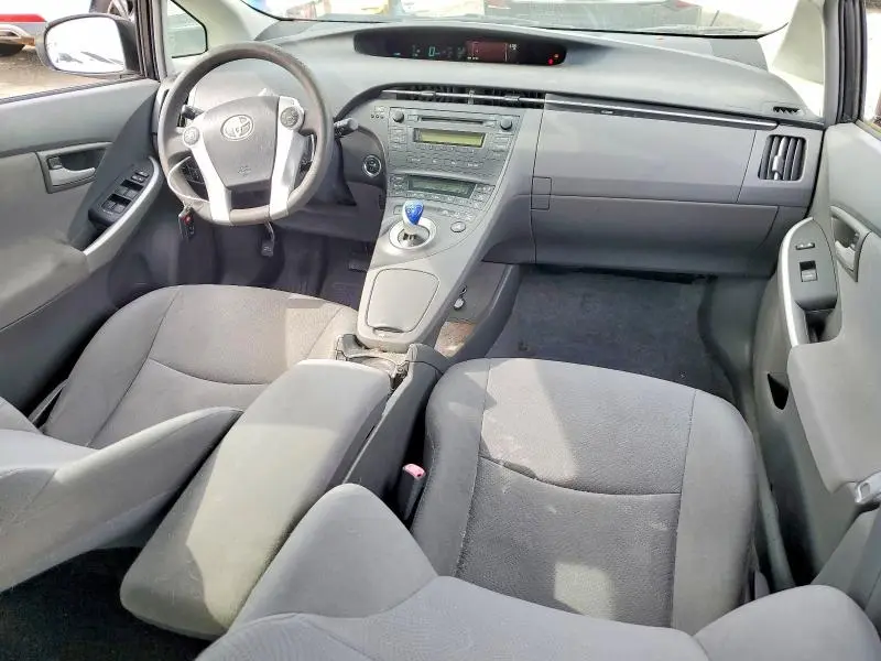 2010 TOYOTA PRIUS II  