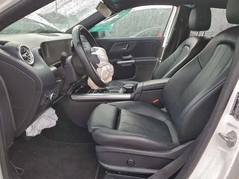 2021 MERCEDES-BENZ GLA 250 4MATIC  