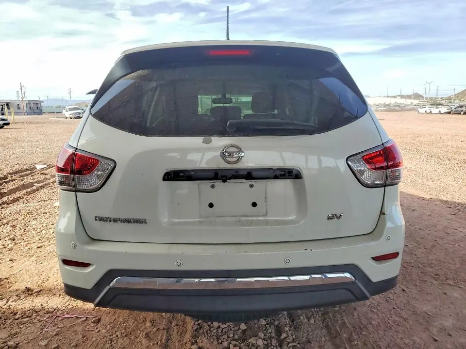 2014 NISSAN PATHFINDER SV  