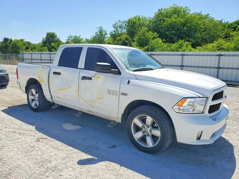 2014 RAM 1500 ST  