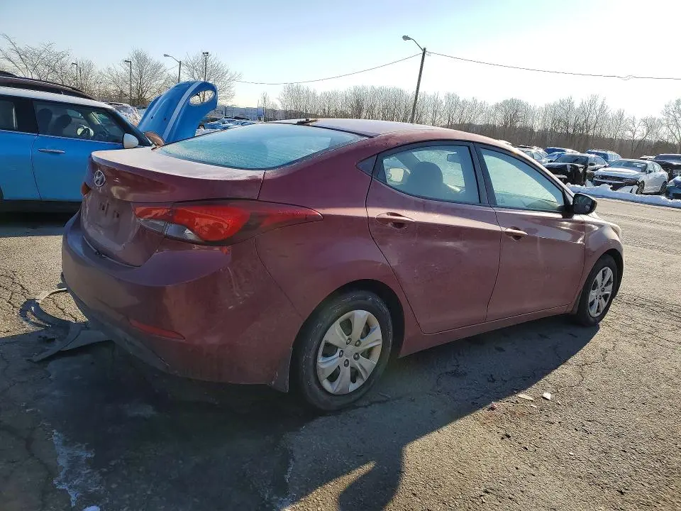 2016 HYUNDAI ELANTRA SE  