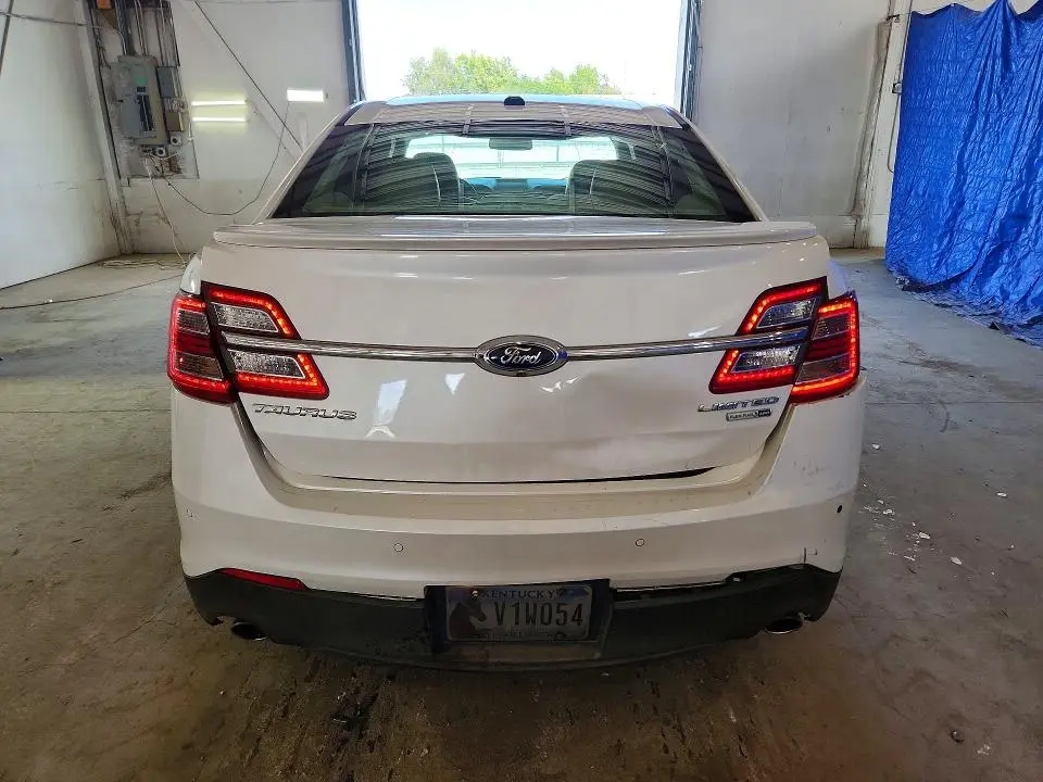 2013 FORD TAURUS LIMITED  