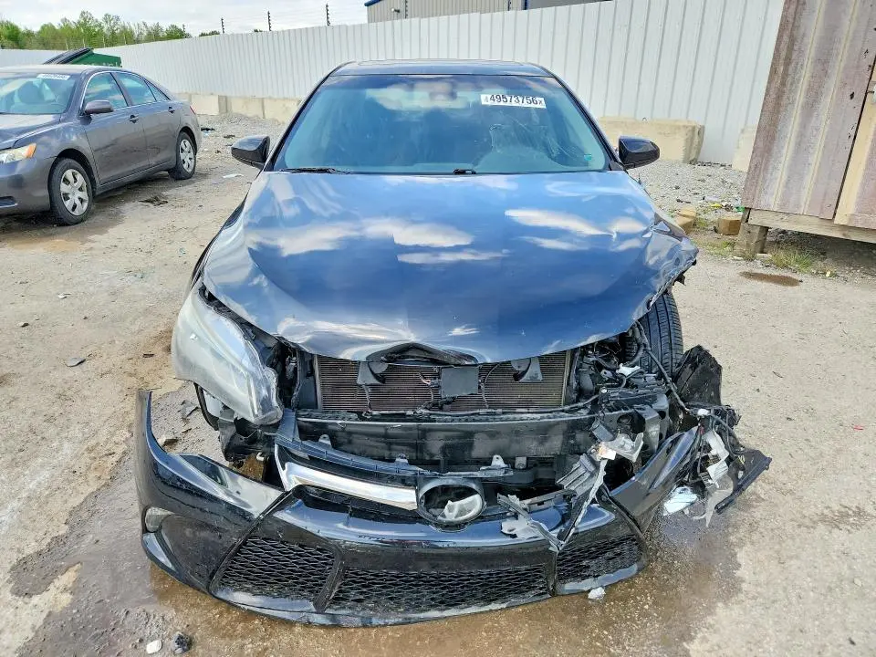 2015 TOYOTA CAMRY XSE V6  
