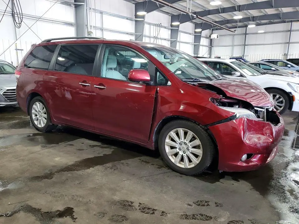 2011 TOYOTA SIENNA LIMITED 7-PASSENGER  