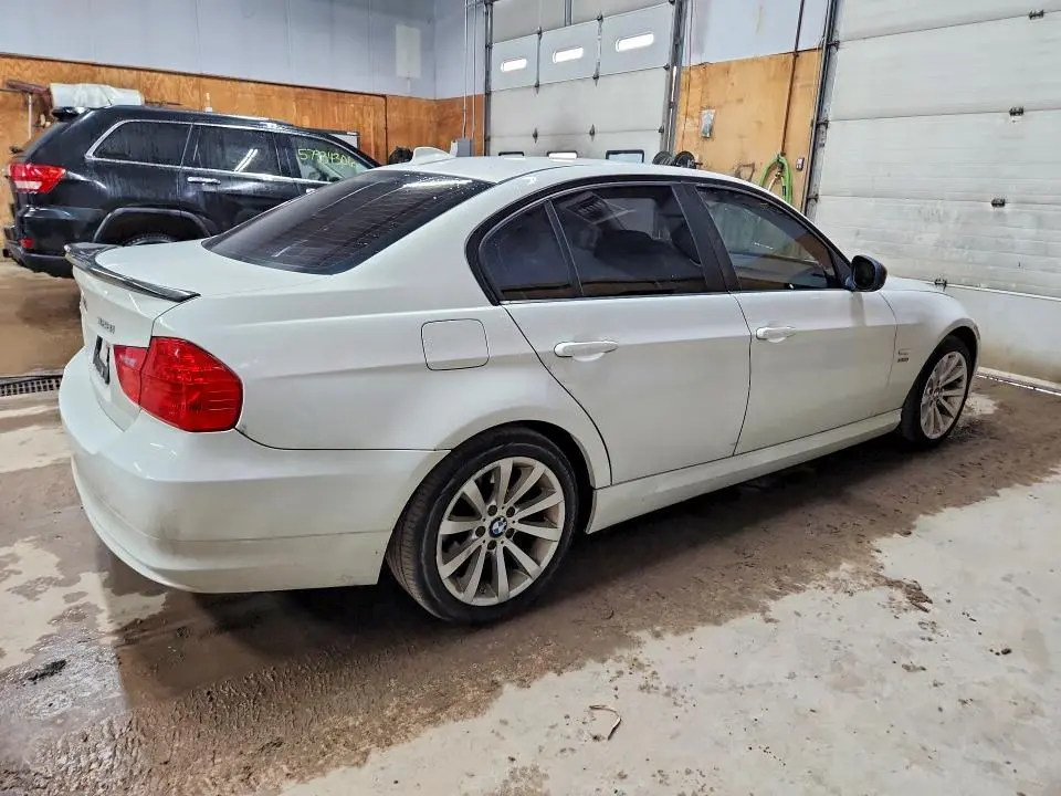 2011 BMW 328 XI SULEV  