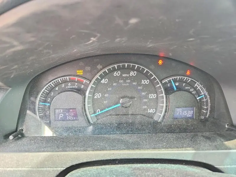 2014 TOYOTA CAMRY XLE  
