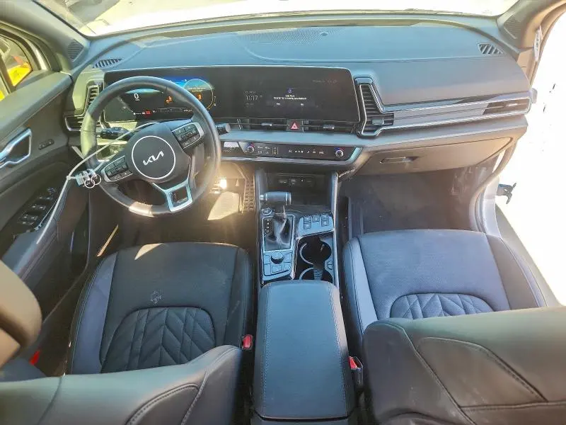 2025 KIA SPORTAGE X-PRO  