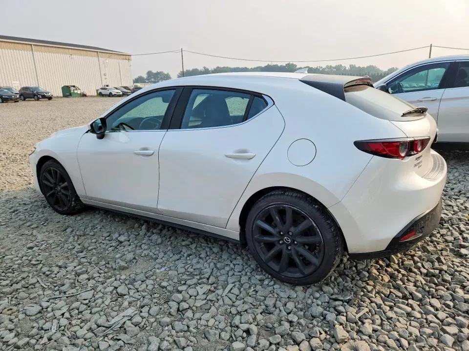 2021 MAZDA 3 PREMIUM  