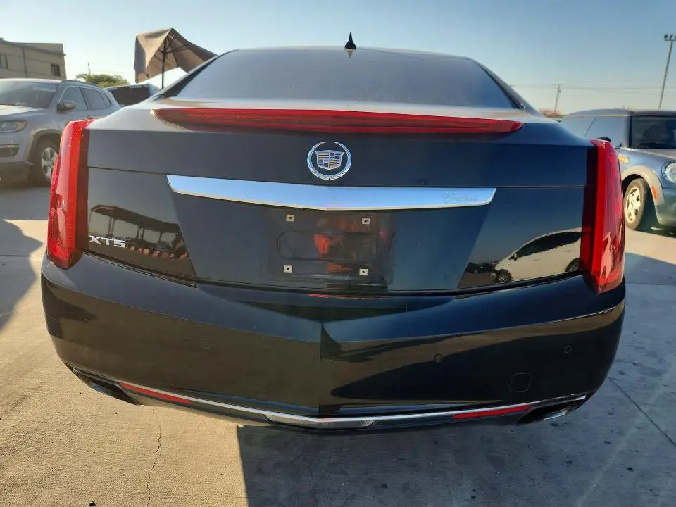 2013 CADILLAC XTS LUXURY COLLECTION  
