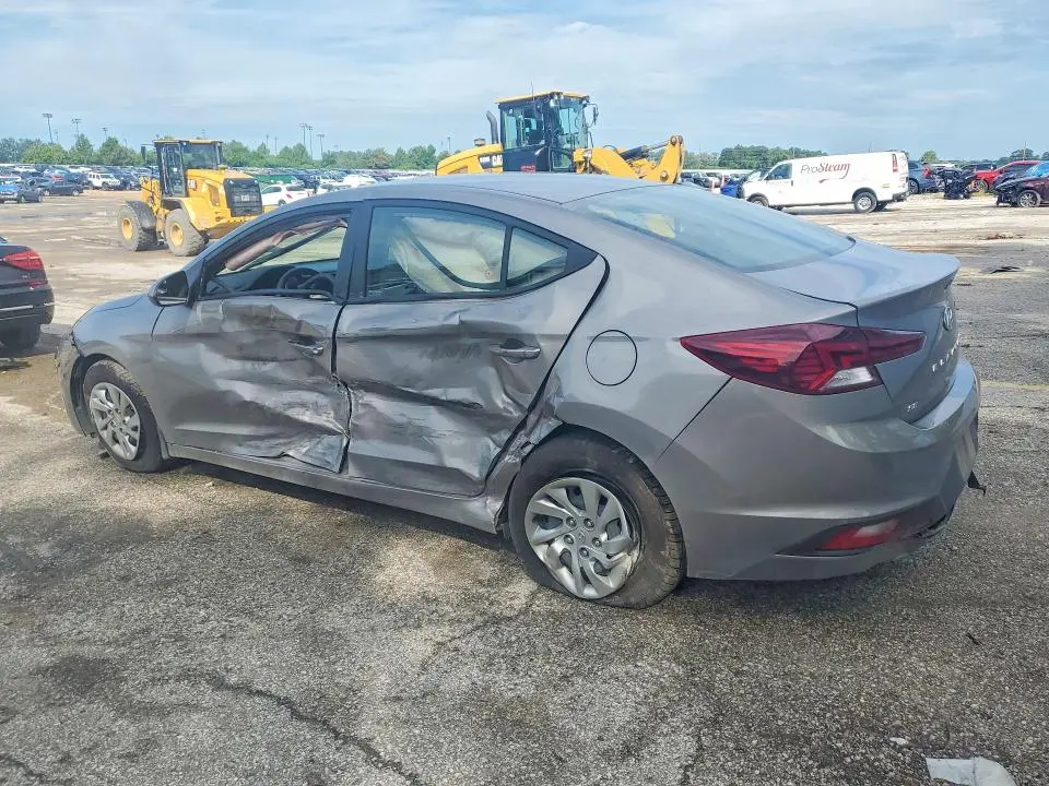 2020 HYUNDAI ELANTRA SE  
