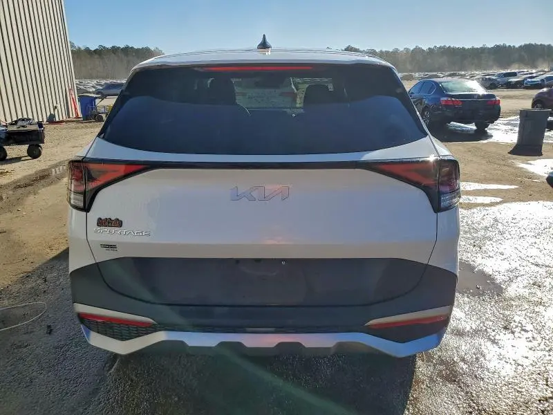 2024 KIA SPORTAGE LX  