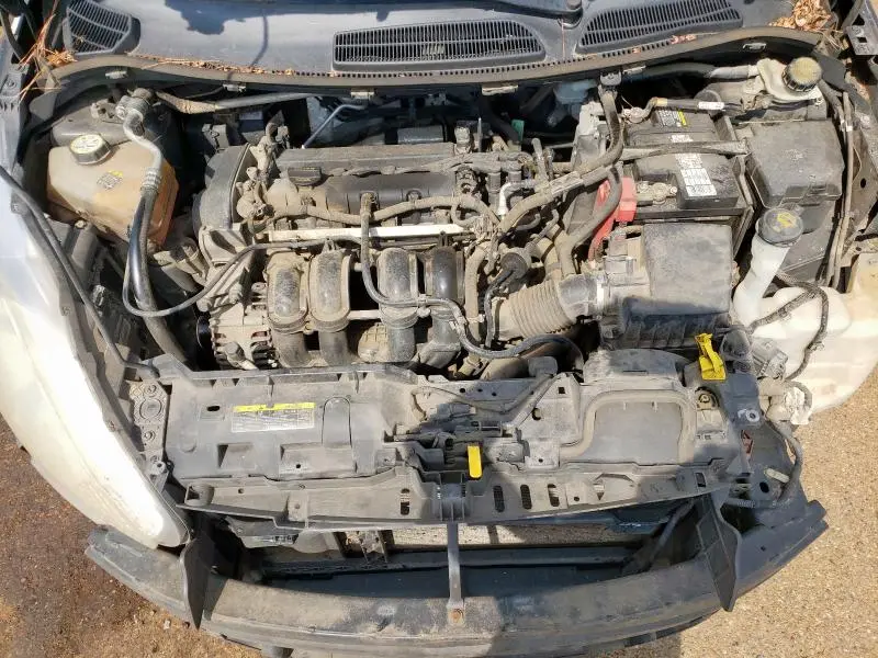 2011 FORD FIESTA SE  