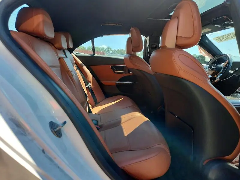 2022 MERCEDES-BENZ C 300  