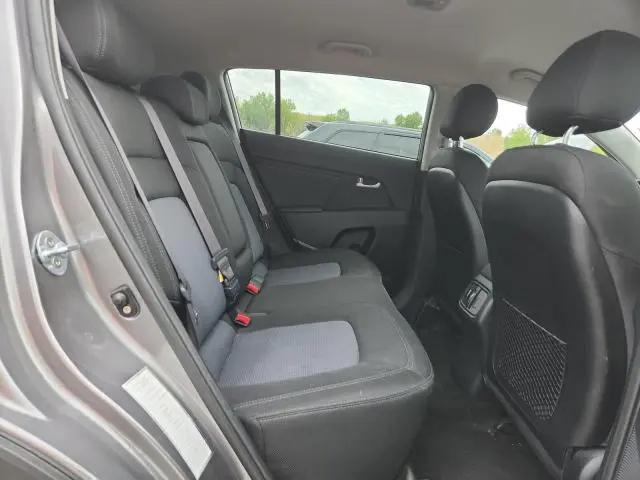 2016 KIA SPORTAGE LX  