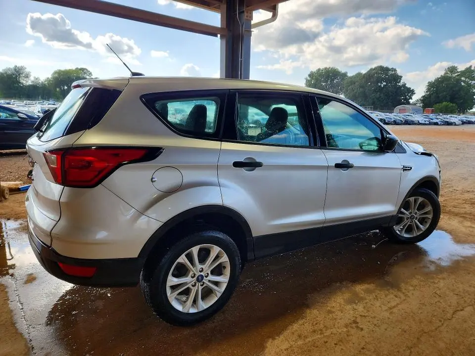 2019 FORD ESCAPE S  