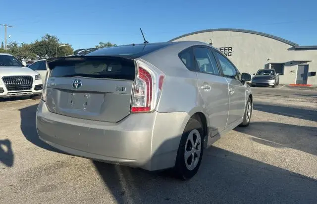 2014 TOYOTA PRIUS   