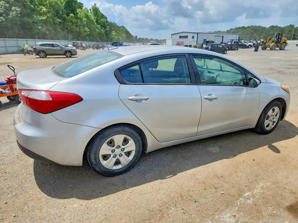 2016 KIA FORTE LX  