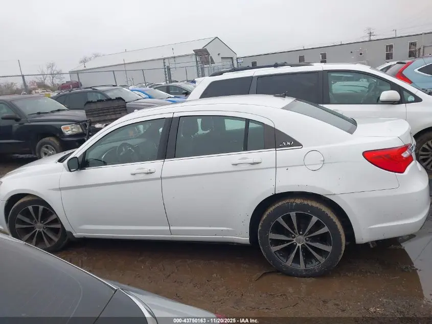 2012 CHRYSLER 200 TOURING
