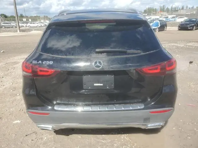 2021 MERCEDES-BENZ GLA 250  