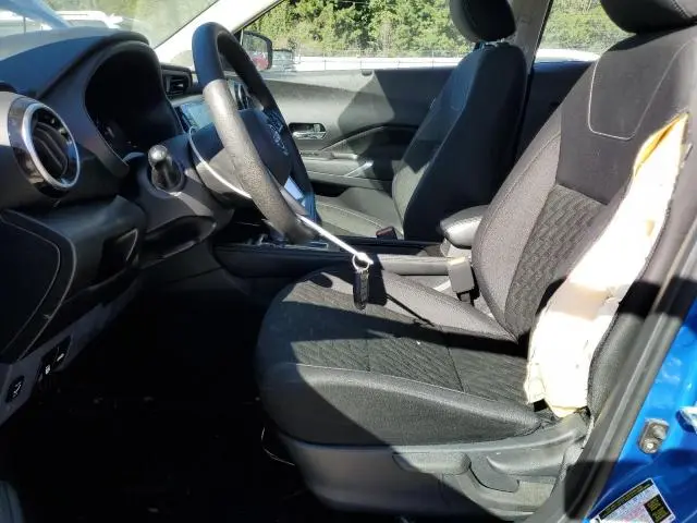 2022 NISSAN KICKS SV