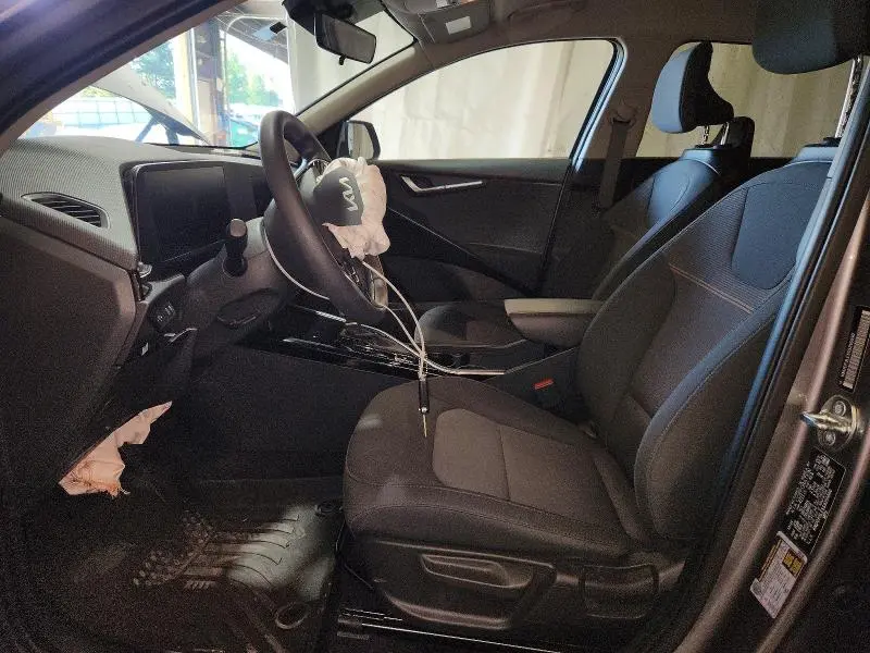 2025 KIA NIRO LX  