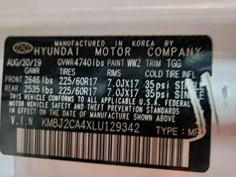 2020 HYUNDAI TUCSON SE  