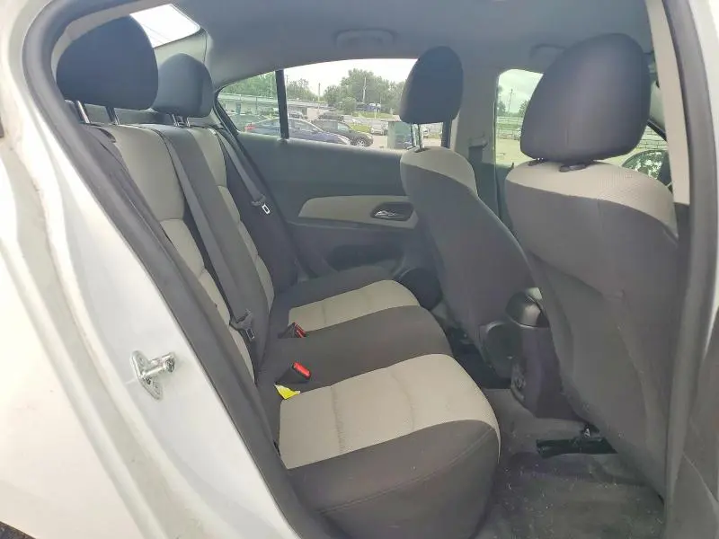 2015 CHEVROLET CRUZE LS  