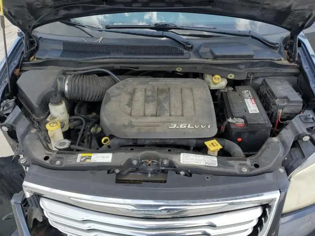 2013 CHRYSLER TOWN & COUNTRY TOURING  