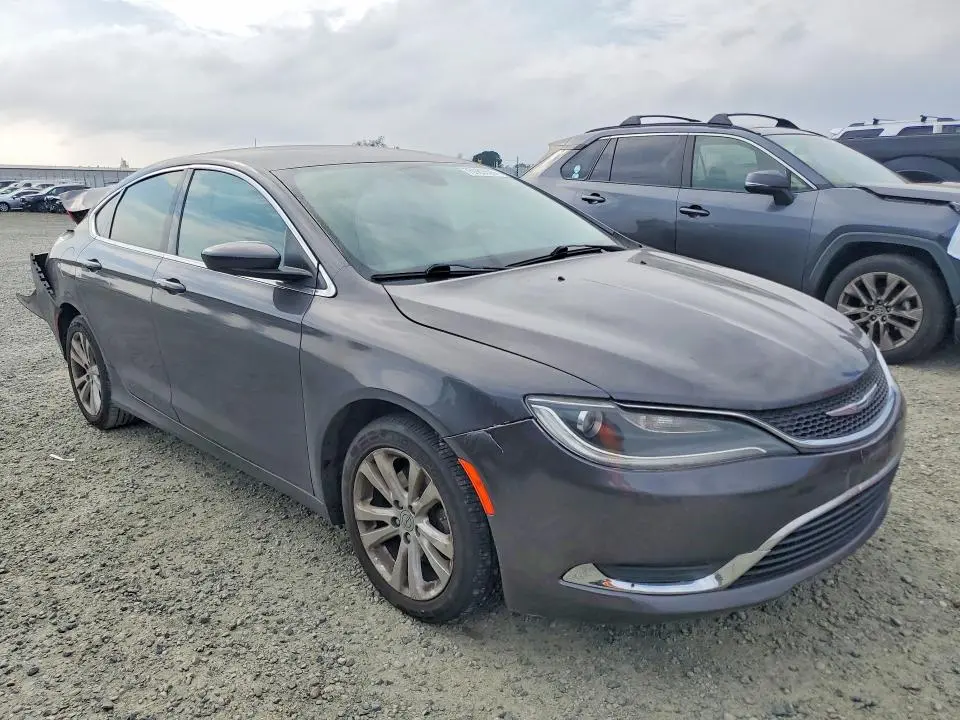 2015 CHRYSLER 200 LIMITED  