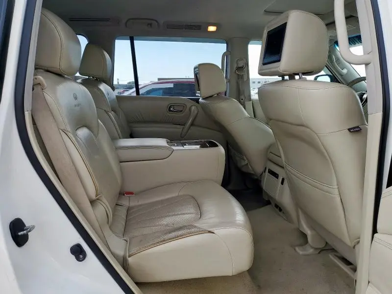 2014 INFINITI QX80   