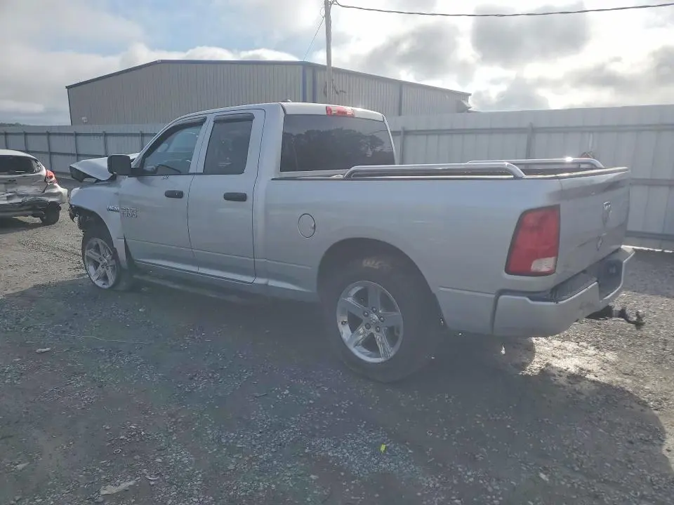 2015 RAM 1500 ST  