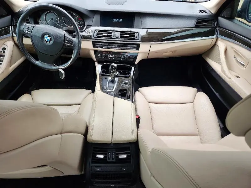 2012 BMW 550 XI  