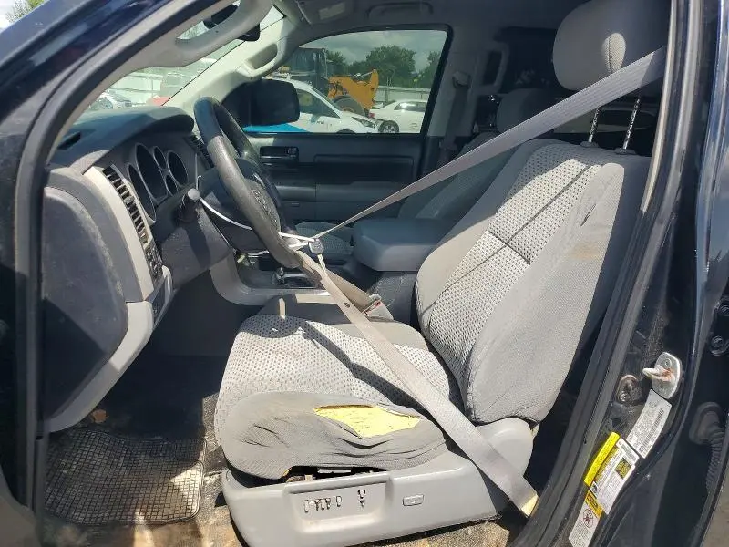 2013 TOYOTA TUNDRA CREWMAX SR5  